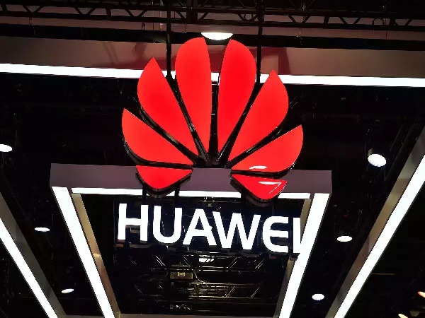 चीन की Huawei ने इंटेलिजेंट ड्राइविंग के लिए नया Software ब्रांड लॉन्च किया जानिए कैसे